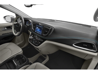 2018 Chrysler Pacifica Hybrid Limited
