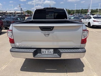2019 Nissan Titan SV
