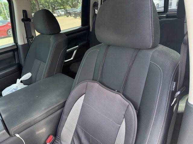 2019 Nissan Titan SV