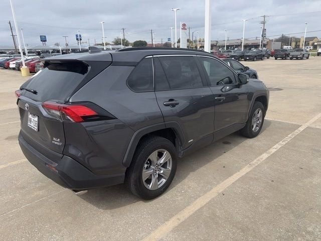 2024 Toyota RAV4 XLE