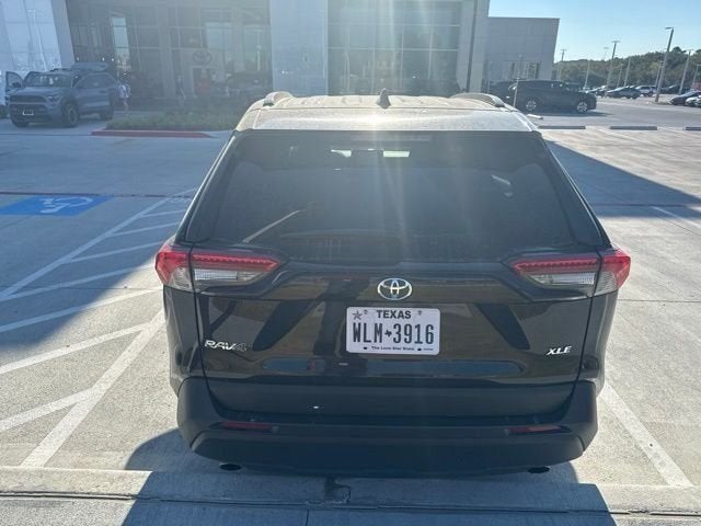 2025 Toyota RAV4 XLE