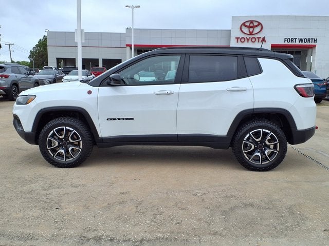 2025 Jeep Compass Trailhawk