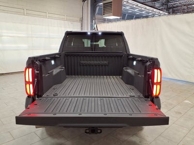 2025 Toyota Tacoma 4WD SR5