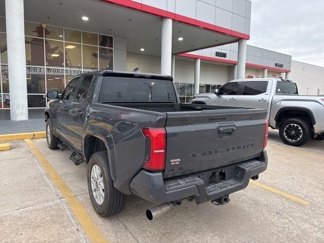 2025 Toyota Tacoma 4WD SR5