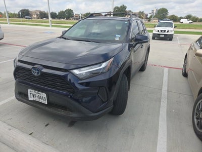 2024 Toyota RAV4 XLE