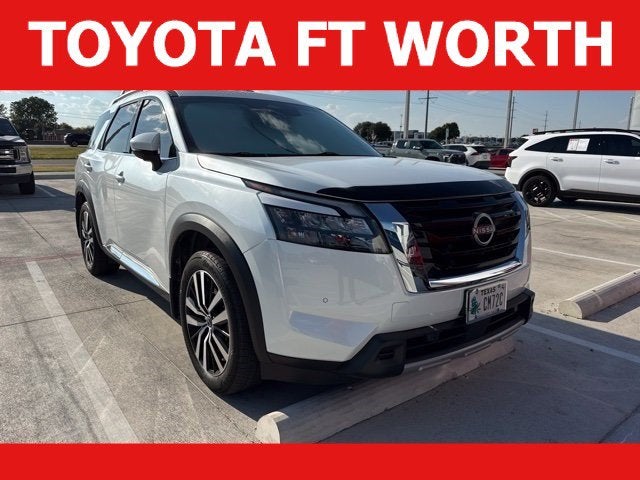 2025 Nissan Pathfinder Platinum