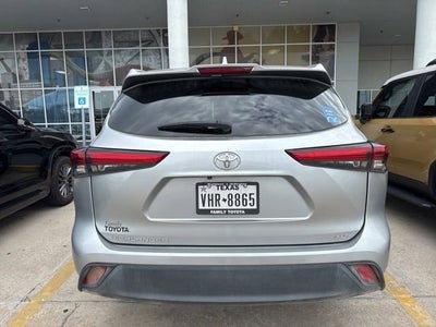 2023 Toyota Highlander XLE