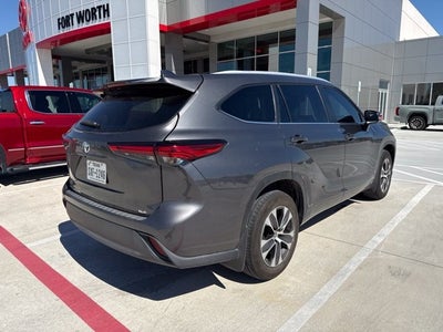 2023 Toyota Highlander XLE