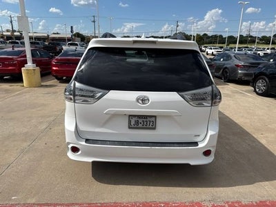 2018 Toyota Sienna SE