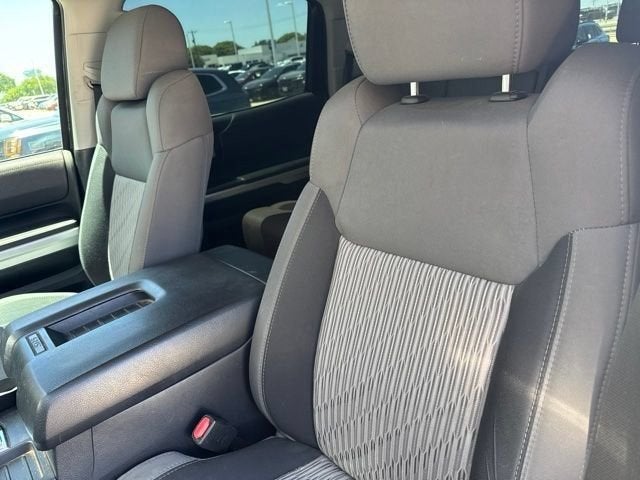 2017 Toyota Tundra 2WD SR5