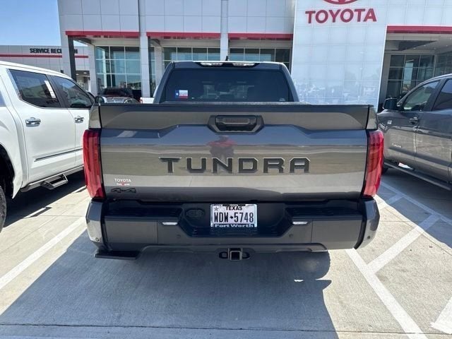 2025 Toyota Tundra 4WD SR5