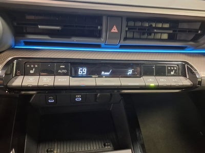 2023 Toyota Prius XLE