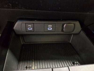 2023 Toyota Prius XLE