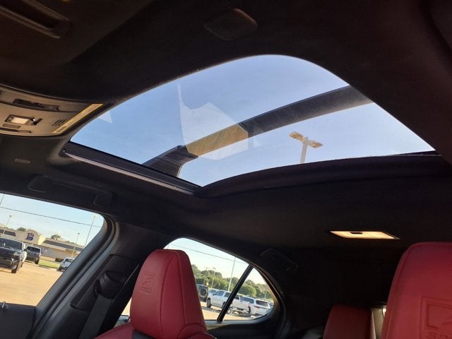 2024 Lexus UX 250h F SPORT Handling