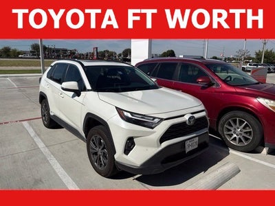 2022 Toyota RAV4 XLE Premium