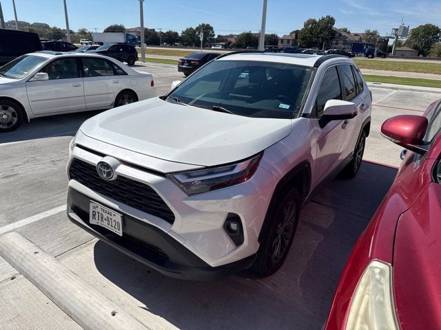 2022 Toyota RAV4 XLE Premium