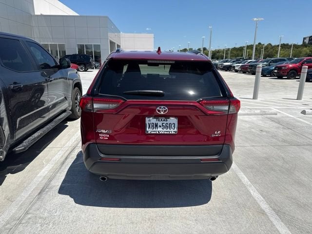 2025 Toyota RAV4 LE