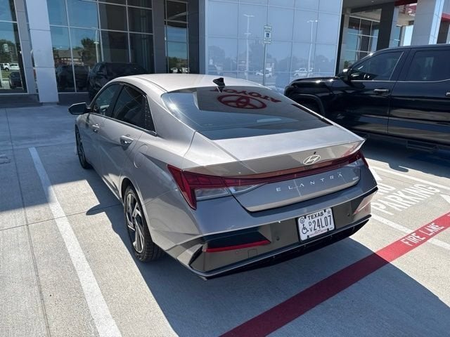 2024 Hyundai Elantra Hybrid Limited