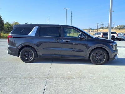 2025 Kia Carnival LXS