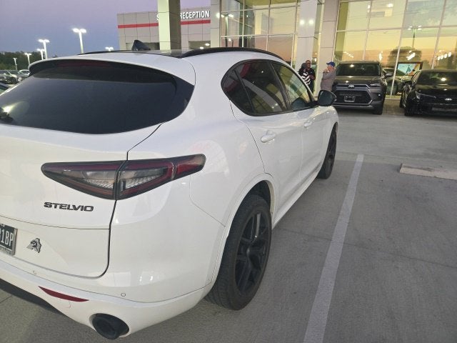 2021 Alfa Romeo Stelvio Ti Sport