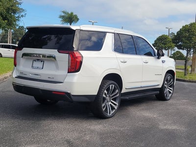 2022 GMC Yukon SLT