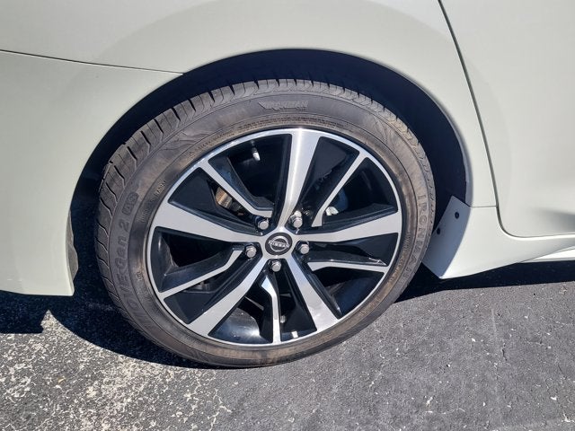 2023 Nissan Maxima SV