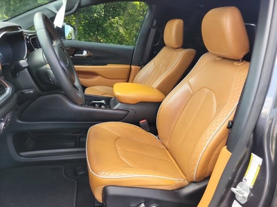 2022 Chrysler Pacifica Pinnacle