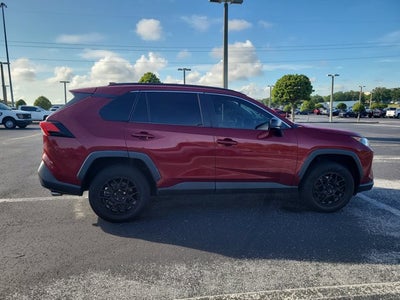 2020 Toyota RAV4 LE