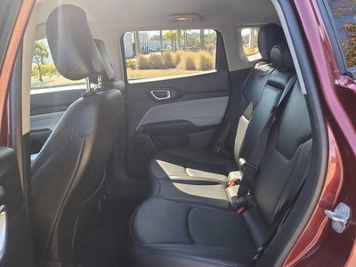 2022 Jeep Compass Latitude Lux