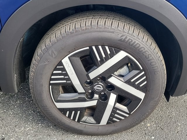 2025 Nissan Kicks MPV SV