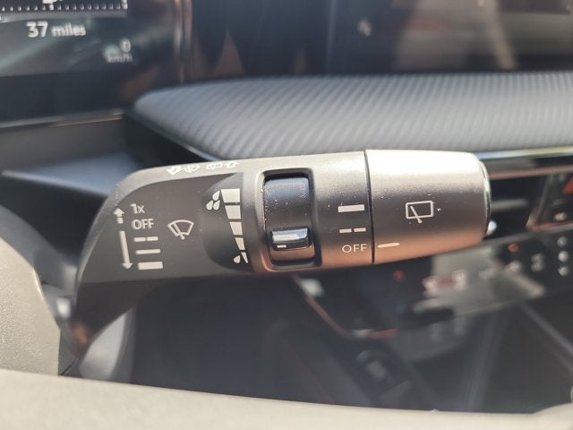2025 Nissan Kicks MPV SR