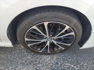 2019 Toyota Camry SE