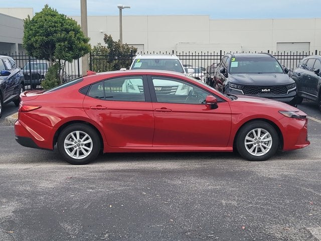 2025 Toyota Camry LE