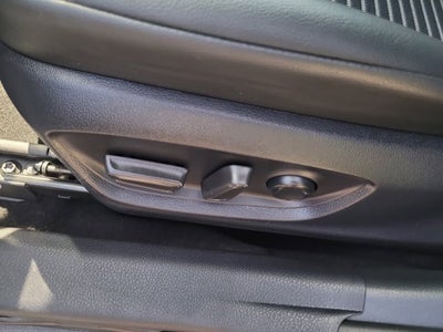 2023 Toyota Camry Hybrid SE