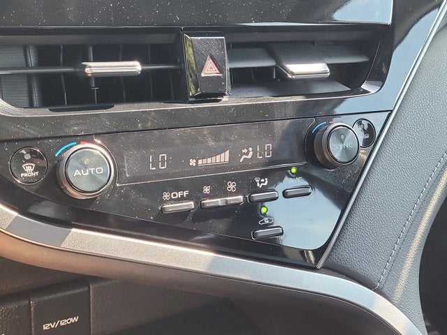 2023 Toyota Camry Hybrid SE