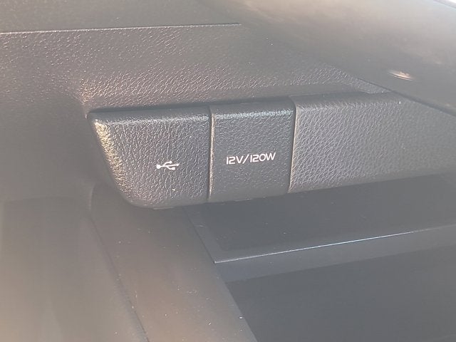 2023 Toyota Camry Hybrid SE