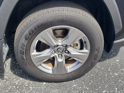 2024 Toyota RAV4 HYBRID Hybrid LE