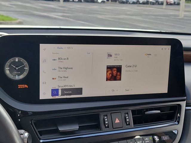 2025 Lexus ES 300h ES 300h