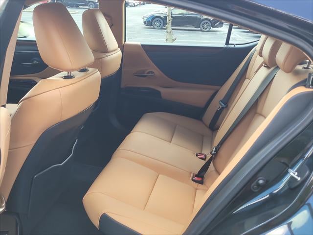 2025 Lexus ES 300h ES 300h