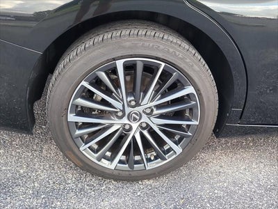 2025 Lexus ES 300h ES 300h
