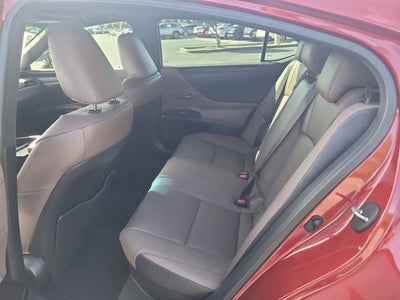 2025 Lexus ES 300h ES 300h