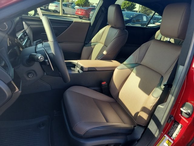 2025 Lexus ES 300h ES 300h