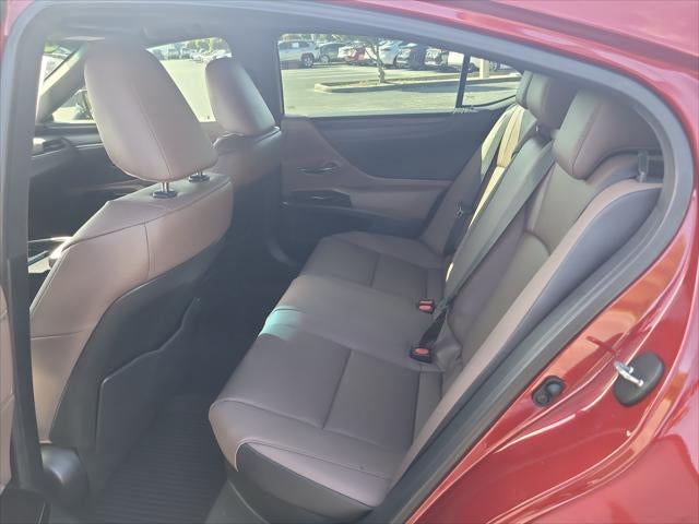 2025 Lexus ES 300h ES 300h