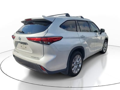2022 Toyota Highlander Limited
