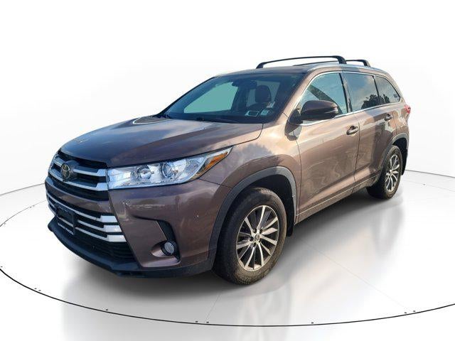 2017 Toyota HIGHLANDER XLE