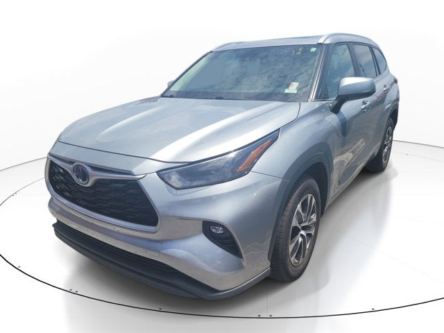 2023 Toyota Highlander Hybrid XLE