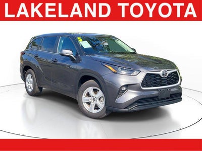 2025 Toyota HIGHLANDER LE
