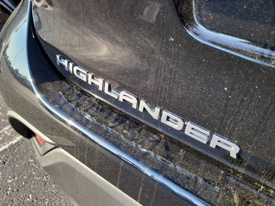 2024 Toyota HIGHLANDER LE