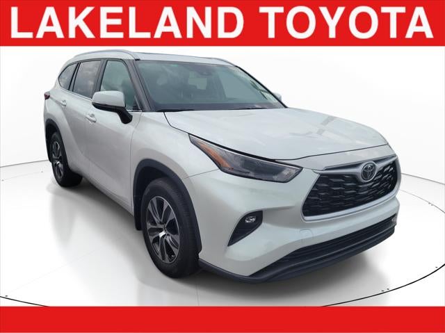 2024 Toyota Highlander XLE