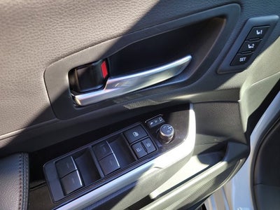 2025 Toyota SIENNA LIMITED Limited